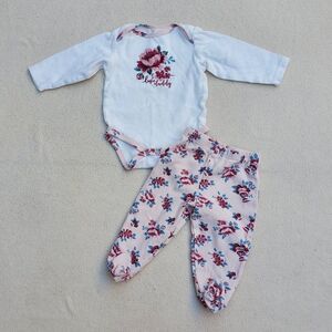 Kyle & Deena "I Love Daddy" long sleeve onesie and matching footed pant set 6-9m